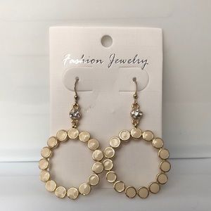 Circle earrings